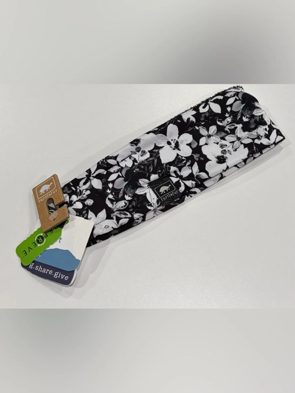 Turtle Fur Women's Fluffy Lined Headband Black Floral NWT Quick Dry Stretch